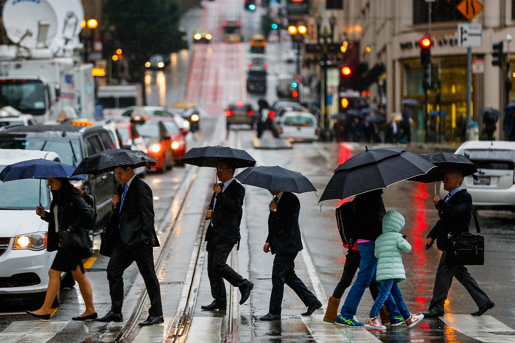 Rainy Weather will Stick Around in NYC, thanks to tropical moisture